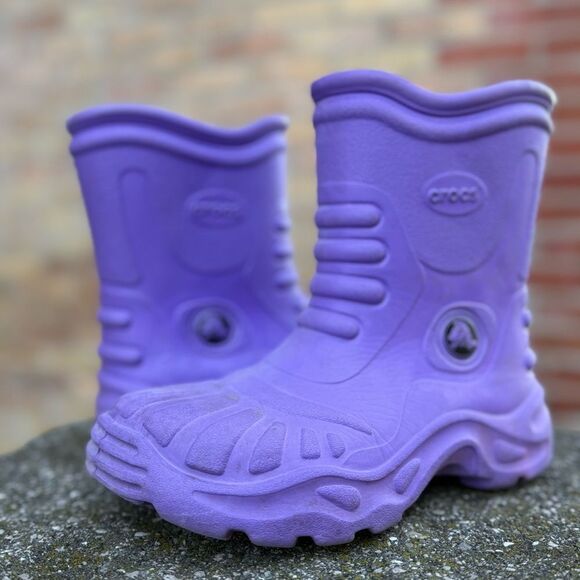 Crocs Handle It Boots Purple Slip on Unisex Kids M size 1 - W 3 - Picture 2 of 13